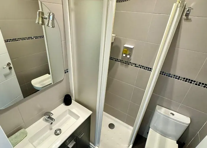 Junto Al Ayuntamiento