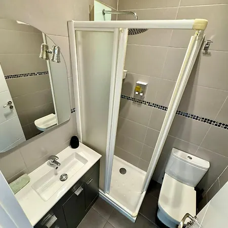 Junto Al Ayuntamiento